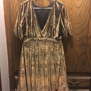 Custom made Velvet size 20-24 Dress